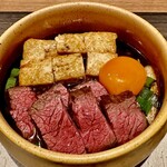 えのもと - 黒毛和牛トモサンカクのステーキすき焼き