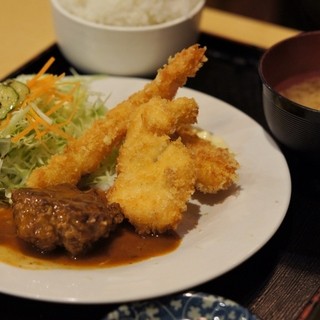 昭和レストラン 衣笠_1