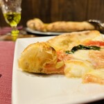 pizzeria ciro - このふっくら具合