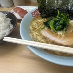 横浜ラーメン 町田家 - 