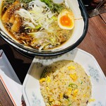 中華飯店 香来 - 湯浅黒醤油+チャーハン