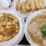 餃子の王将 - マーボー丼ランチ（麺並盛）＆餃子