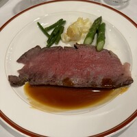 ダイニングルーム - 国産牛のローストビーフ