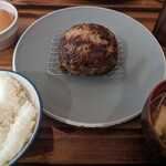 Hikiniku No Toriko - 究極のハンバーグ定食