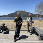 東電小屋 - 素晴らしい散歩道からは燧ヶ岳がくっきり。ここでのんびり過ごすのもいいかもですね～