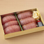 Sushi To Kushi To Watakushi - 