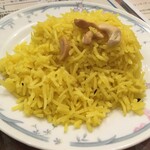 インド料理 パリワル - スプーンを入れるとパラパラっと崩れます