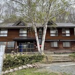 東電小屋 - 今回はこの新館の2階