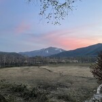 東電小屋 - 夕暮れを眺める