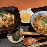 247556832 - 特上カツ重とお蕎麦のセット1780円　21時でこの価格で食べられるのは有り難い。