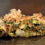 お好み焼屋みっちゃん - エビが中で待っててくれましたヽ(●´∀`)ﾉ゜