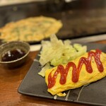 お好み焼屋みっちゃん - 「ベーコンポテトのオムレツ」 ほんのりカレー味で(∩˃ ᵕ ˂∩)