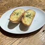 ガーリックトースト
