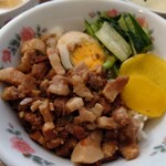 Jia Dou Fua - 豚肉が美味い！　ご飯がすすむ！
