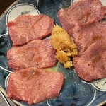 Sumibiyakiniku Mitsumasa - ニンニクタンバター