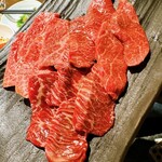 スタミナ焼肉 肉ですみだ - 定番肉盛(カルビ・ロース・ハラミ)各4枚