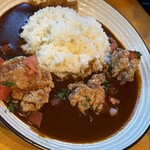 Embassy Cafe & Dining - 連れのチキンカレー