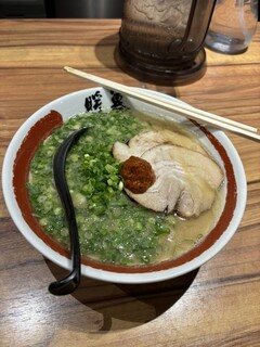 Ramen Dambo - 辛味噌がなかなか。ネギマシラーメン