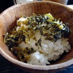 KACHETE - オマケでついてくる日替わりミニ丼の「高菜ごはん」