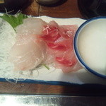 晩杯屋 - 真鯛刺身150円