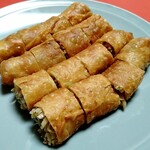 広東御料理　竹香 - 優雅な竹香さんの春巻き⭐️サク⭐︎⭐︎ほろ˚✧₊⁎と繊細な歯触りの後、絹のような具材が解れて上品な香りが口内に満ちる♡