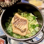 Izakaya Uchiyama - 季節の土鍋飯(鯛めし)