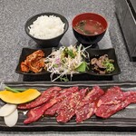 焼肉 いつき 別館 - ハラミ定食（1000円）