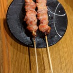 炭火焼 とりぞう - せせり  ( 塩 )