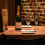 肉とワインの酒場 新宿 Wolfun - 