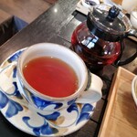 cafe イチフジ - ドリンクは紅茶にしました…ポットで提供♪