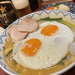大元 - みそリュータンメンに目玉焼きトッピング^_^
