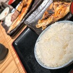 一夜干しと海鮮丼 できたて屋 - 