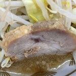 ラーメン もっけだの - 『朝食セット(ラーメンニンニク野菜マシマシ)＋味玉』の豚