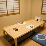 鮨処 幸 - １階の座敷席は、掘りごたつの個室なので、ゆったりと過ごせます