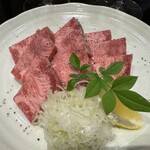 Yakiniku Tei Oguri - タンの塩焼き