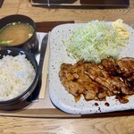 太田強戸PA フードコート - トンテキ定食