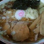 八幡屋 - ワンタンラーメン