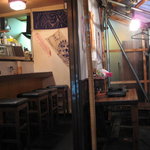博多屋台 梟 - 「博多屋台　梟」の店内