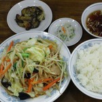 Suihohanten - 肉野菜炒め定食　７５０円