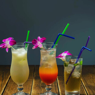 We also have a wide selection of drinks, including popular non-alcoholic Hawaiian cocktails!