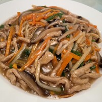 中国料理 四川 - 豚肉細切り入り焼きそば