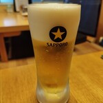 Wagyuu Nikukozou - サッポロ生ビール黒ラベル中ジョッキ605円