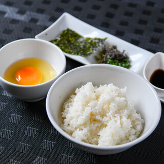 ご飯や、スープ、麺類も自慢の逸品です。