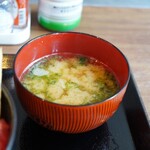 Toyosu Hatsu Kaisen Choi Nomi Shokudou Hidekichi - サービスのあおさのお味噌汁