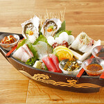 Toyosu fresh fish market platter (special, one portion)