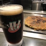ねぎ焼やまもと - 黒ビールとすじねぎ