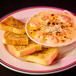 Shrimp gratin and garlic toast