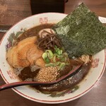 Menno Shou Kyuushuu Toriton - 特製黒マー油豚骨ラーメン