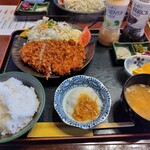 久利山 - ヒレかつ定食1860円