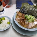 新宿小滝橋 クマちゃんラーメン - 